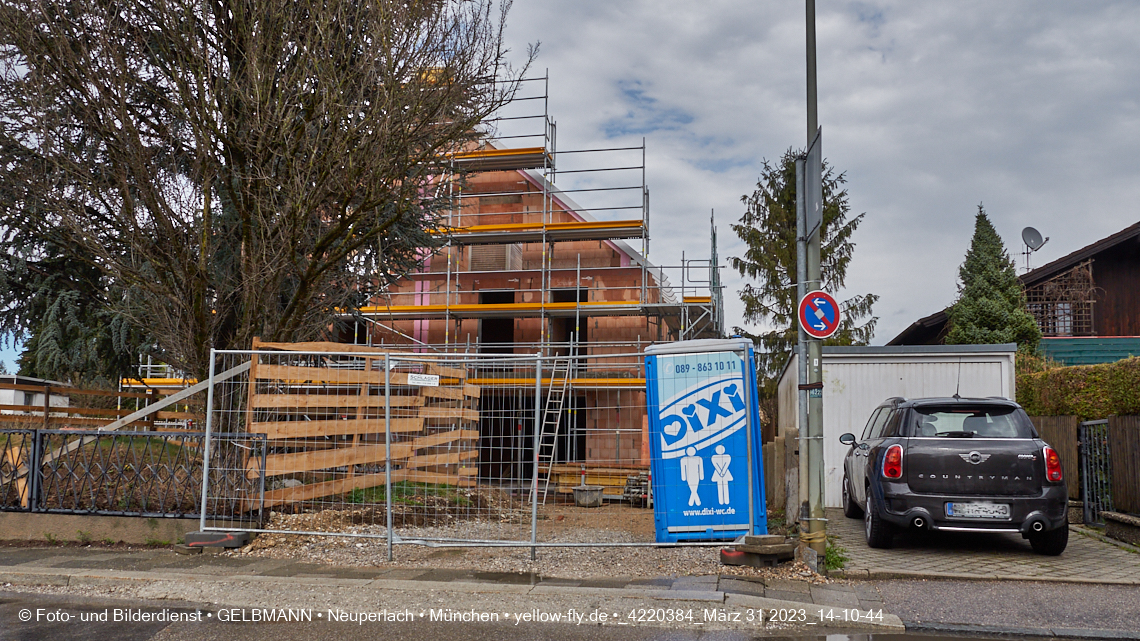31.03.2023 - Baustelle zu einem Mehrfamilienhaus in der Niederalmstraße 16